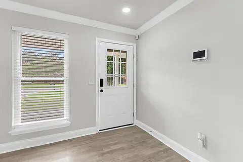 109 Camellia Rd — Photo 7