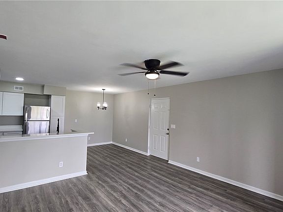 5th image of 13545 Eagle Ridge Dr APT 826