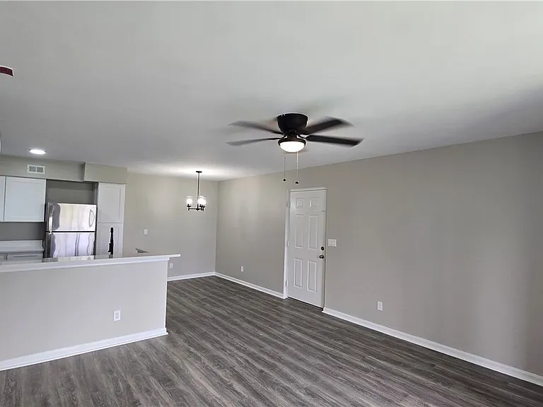 13545 Eagle Ridge Dr #826 — Photo 5