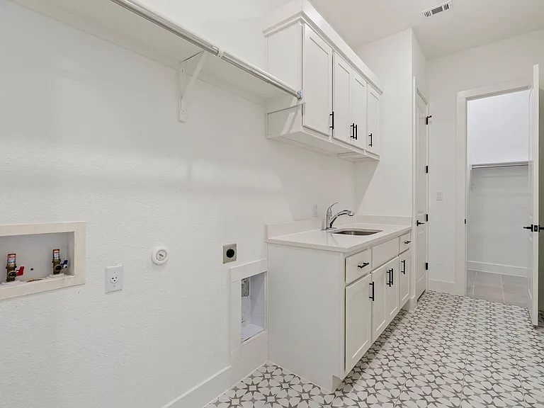121 Running Bird Rd — Photo 19