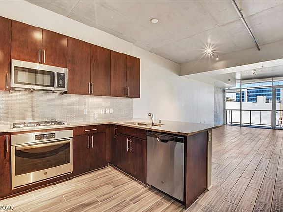 2nd image of 353 Bonneville Ave #559