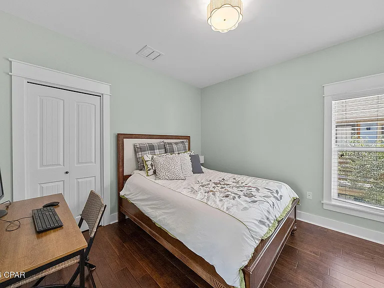 409 Liverpool Ave — Photo 39