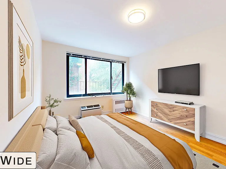 1661 York Ave #3A — Photo 2