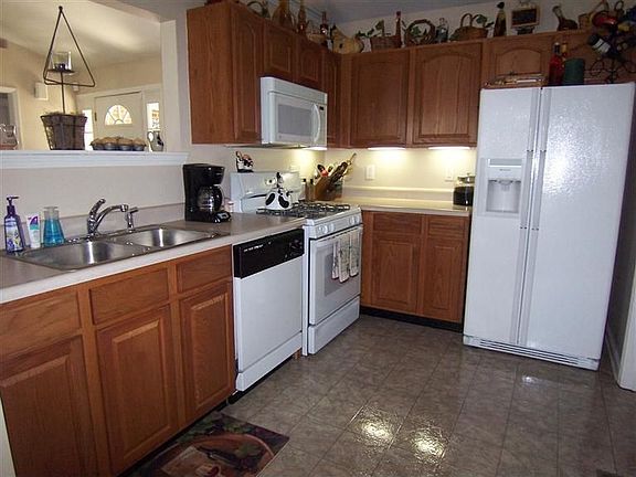 5th image of 6018 Winton Meadows Ct