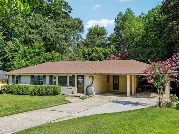 2410 Arrow Cir, Atlanta, GA 30341