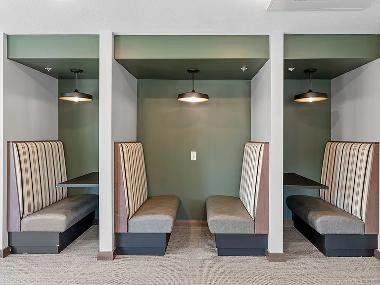 Rya Apartments — Photo 42