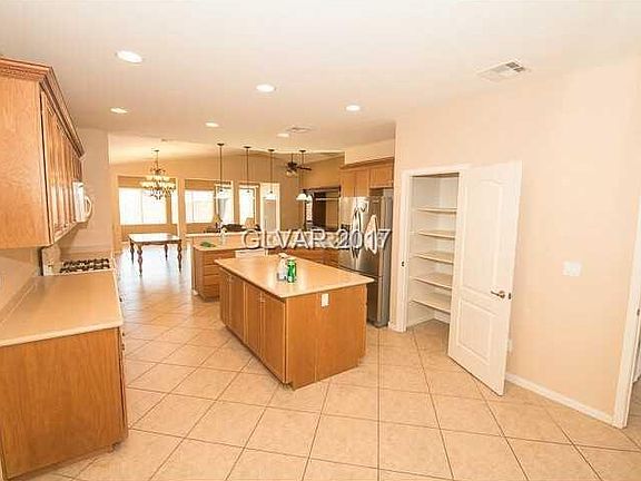 4th image of 5804 Pleasant Palms St