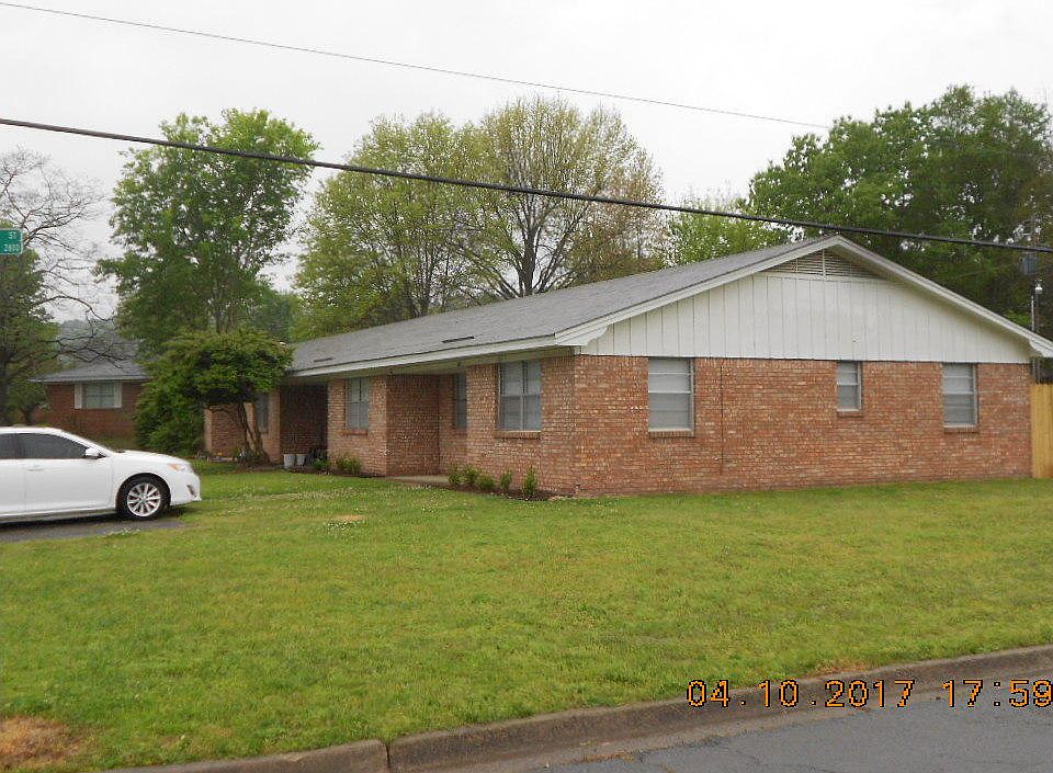 307 N Inglewood Avenue 3075 307 N Inglewood Ave Russellville AR