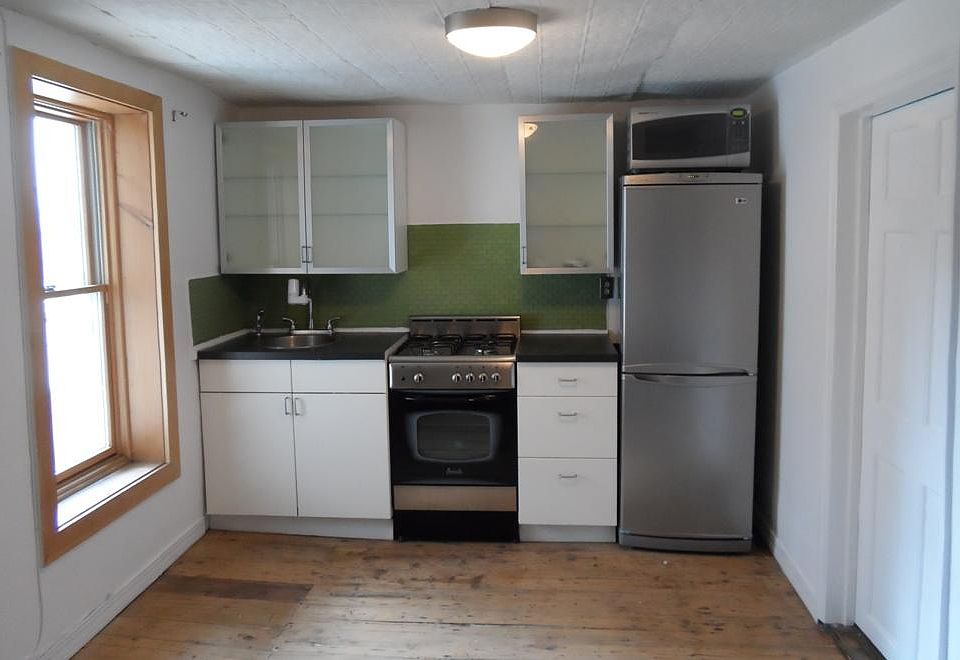 2nd image of 108 14th St #1