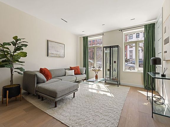 2nd image of 21 Lefferts Pl #1