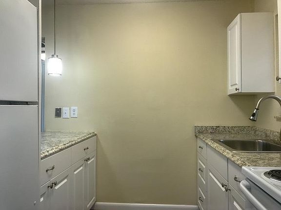 4th image of 5178 Eadie Pl