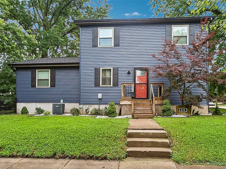 1st image of 424 W 5th St