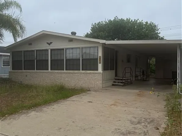 835 Santa Anna Dr, Alamo, TX 78516