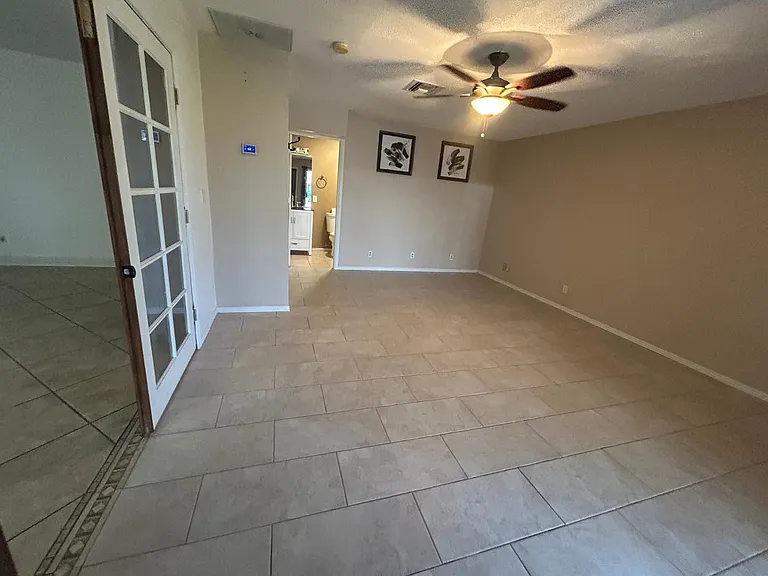 6916 W Georgia Ave — Photo 16
