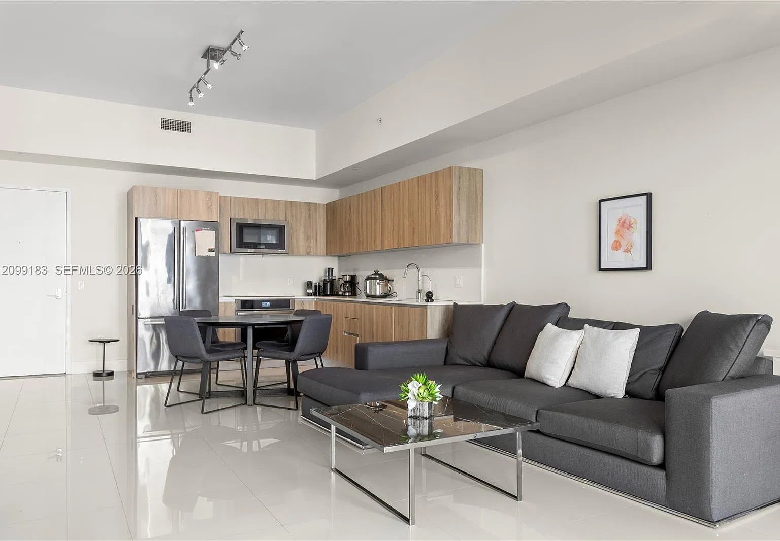 Aventura Parksquare Resid — Photo 1