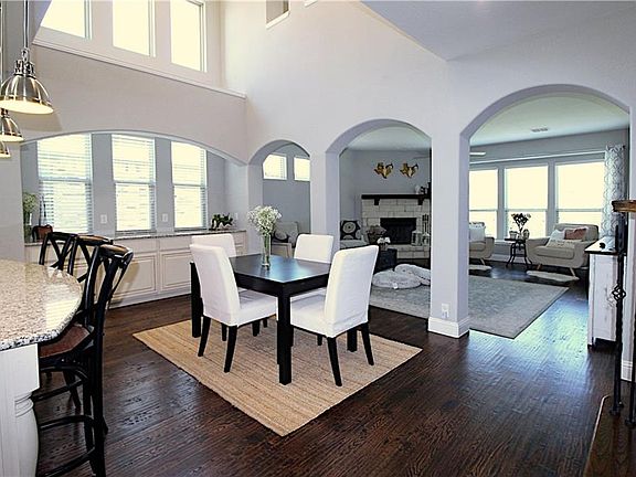 4th image of 1013 Snowbird Dr