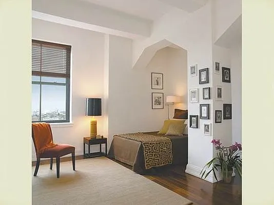 Sold by Stribling | media 12