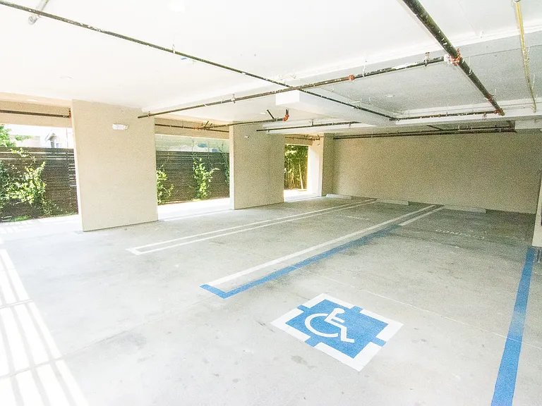 2006 S Corning St #3 — Photo 60