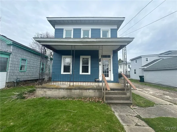 67 W Albany St, Oswego, NY 13126