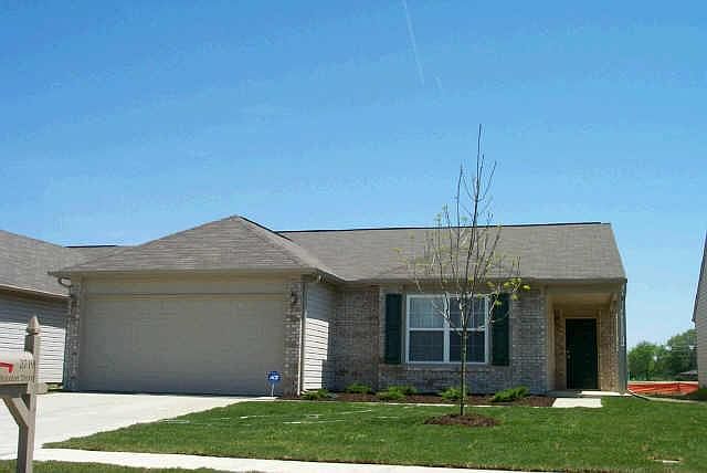 1st image of 2719 N Braxton Dr