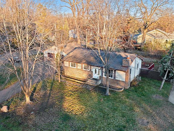 3rd image of 3832 Edgerton St