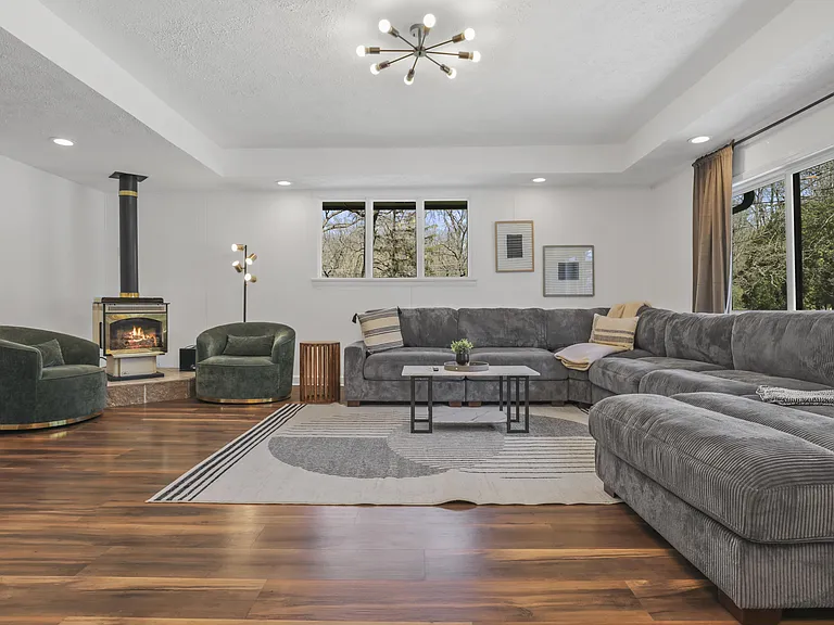 5488 Fernwood Ln — Photo 10