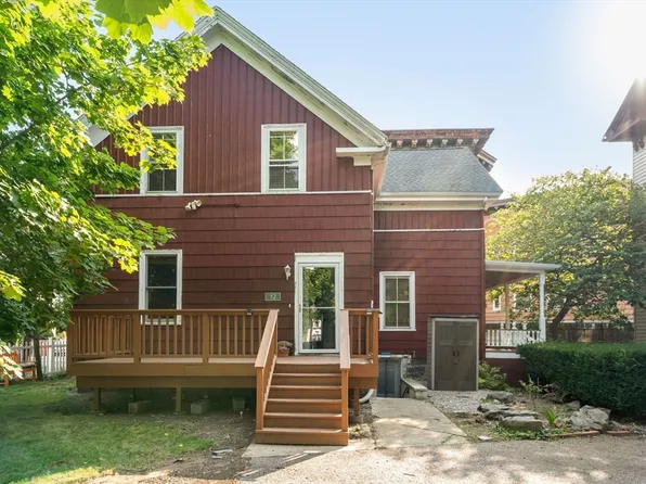 12 Adella Pl, Allston, MA 02134