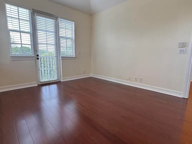 503 N Mallory Cir — Photo 23