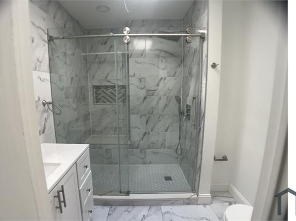 6716 Cobbs Creek Pkwy