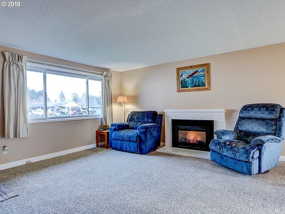 3rd image of 7904 NE 138th Ave