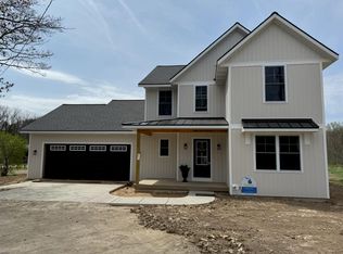 1028 26th St, Allegan, MI 49010