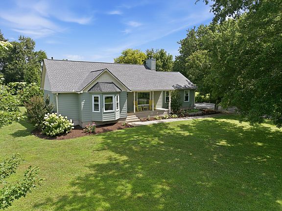 3rd image of 1168 Peebles Dr