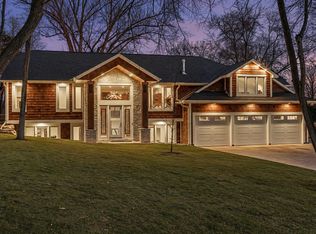 5517 Dickson Rd, Minnetonka, MN 55345