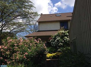 1676 Hunters Ct, Yardley, PA
