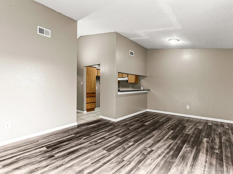 Towne East Village Apartment Homes — Photo 16
