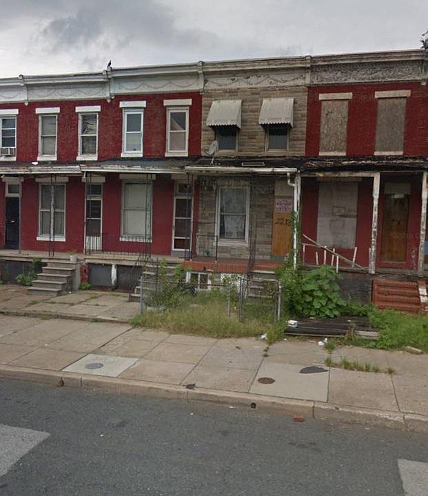 2nd image of 2220 E North Ave