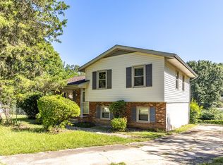 3105 Berry Ct, Raleigh, NC 27610