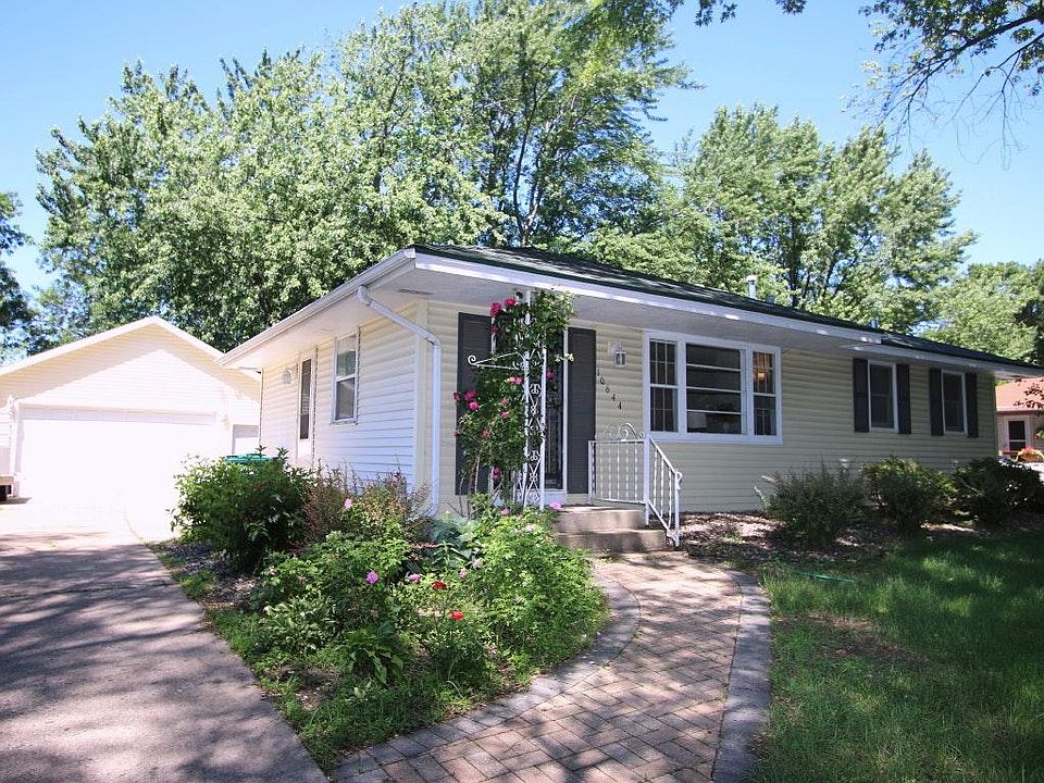 1st image of 10644 Quincy Blvd NE
