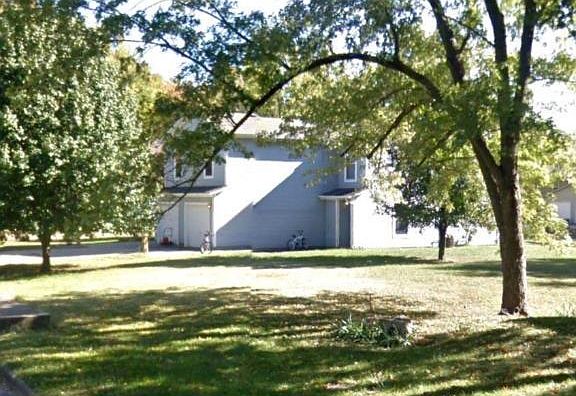 3rd image of 305 E Chippewa St
