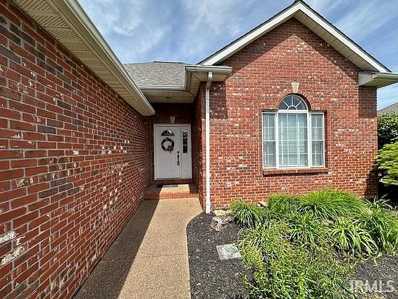 2nd image of 4212 Marshfield Dr