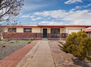 811 Ash Loop, Espanola, NM 87532