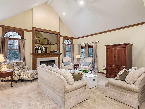4th image of 5600 Pine Meadow Dr