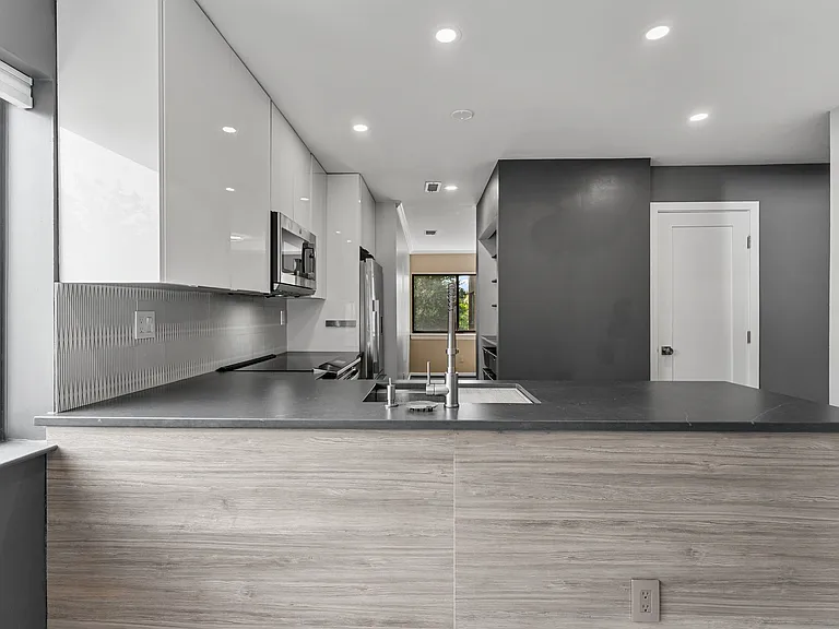 11120 Harbor Ct #1120 — Photo 23
