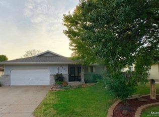 2323 Linden Dr, Salina, KS 67401