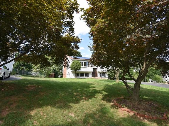2nd image of 23 Roman Acres Dr