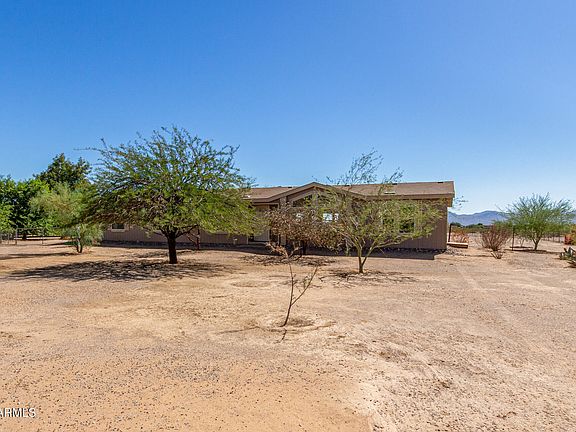 3rd image of 22615 W MONTANOSO Drive