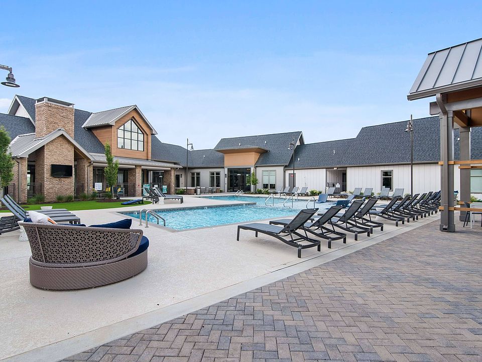 Sound at Pennington Bend - Pool