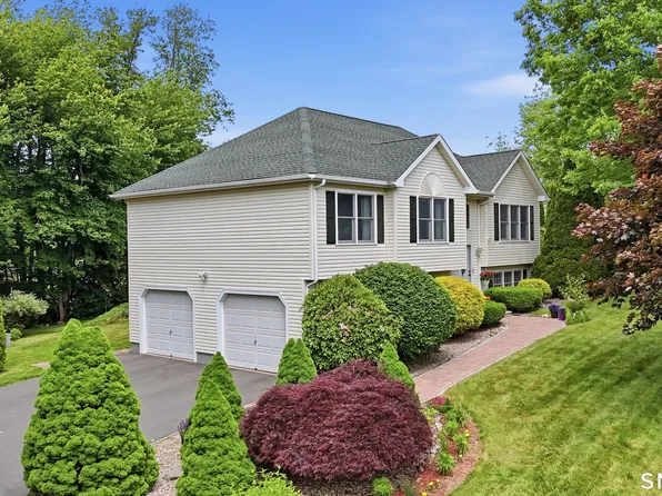 48 Tiffany Lane, Bristol, CT 06010