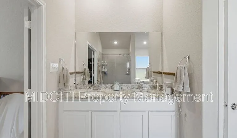 1116 River Wood — Photo 30