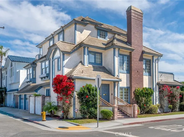 40 E Neapolitan Ln, Long Beach, CA 90803